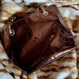 Michael kors tote